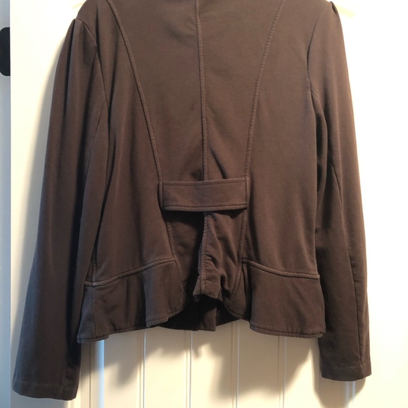 Ruffled zip up jacket / sweatshirt - Picture 3 of 3
